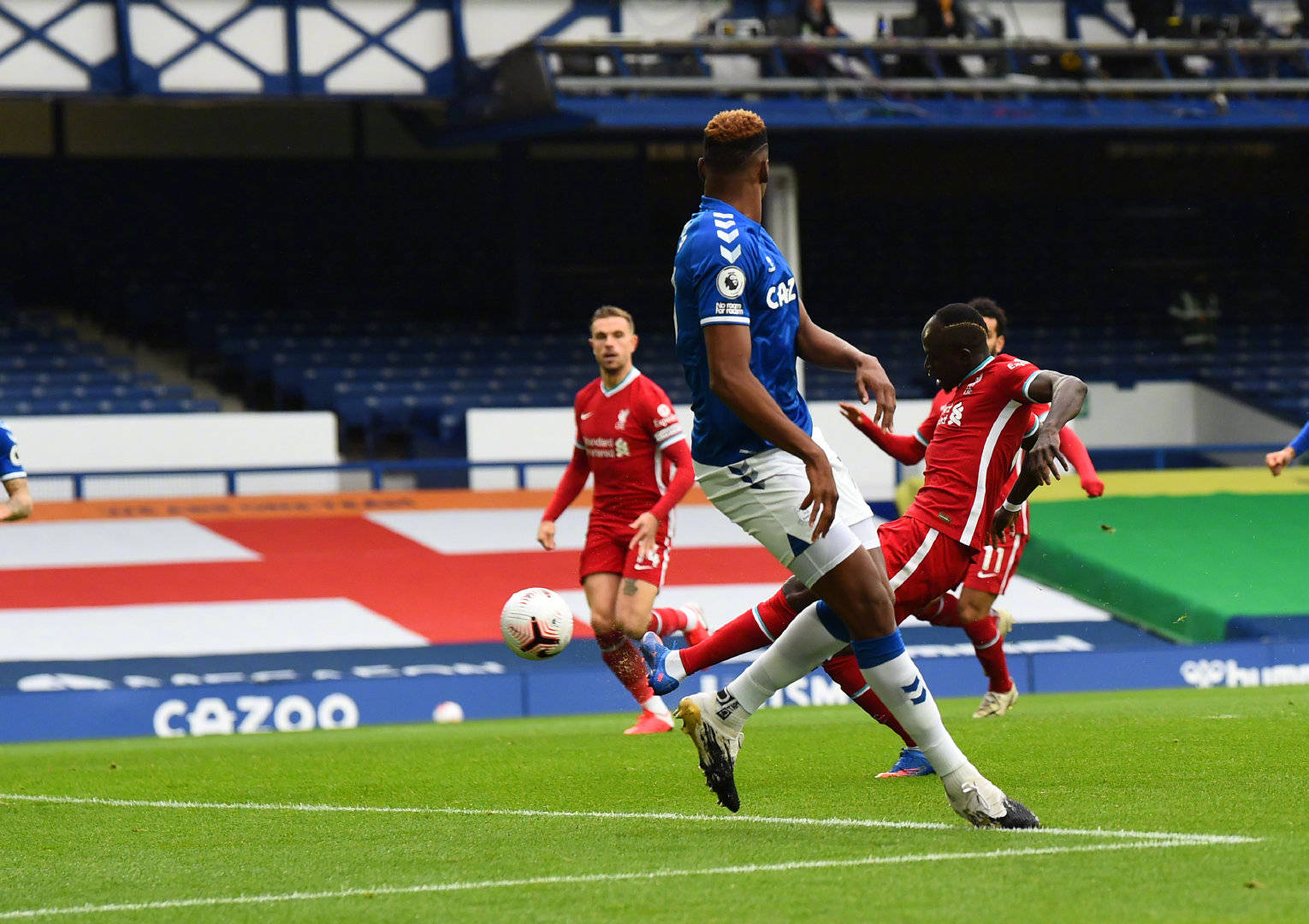 再到前锋线 再到前锋线