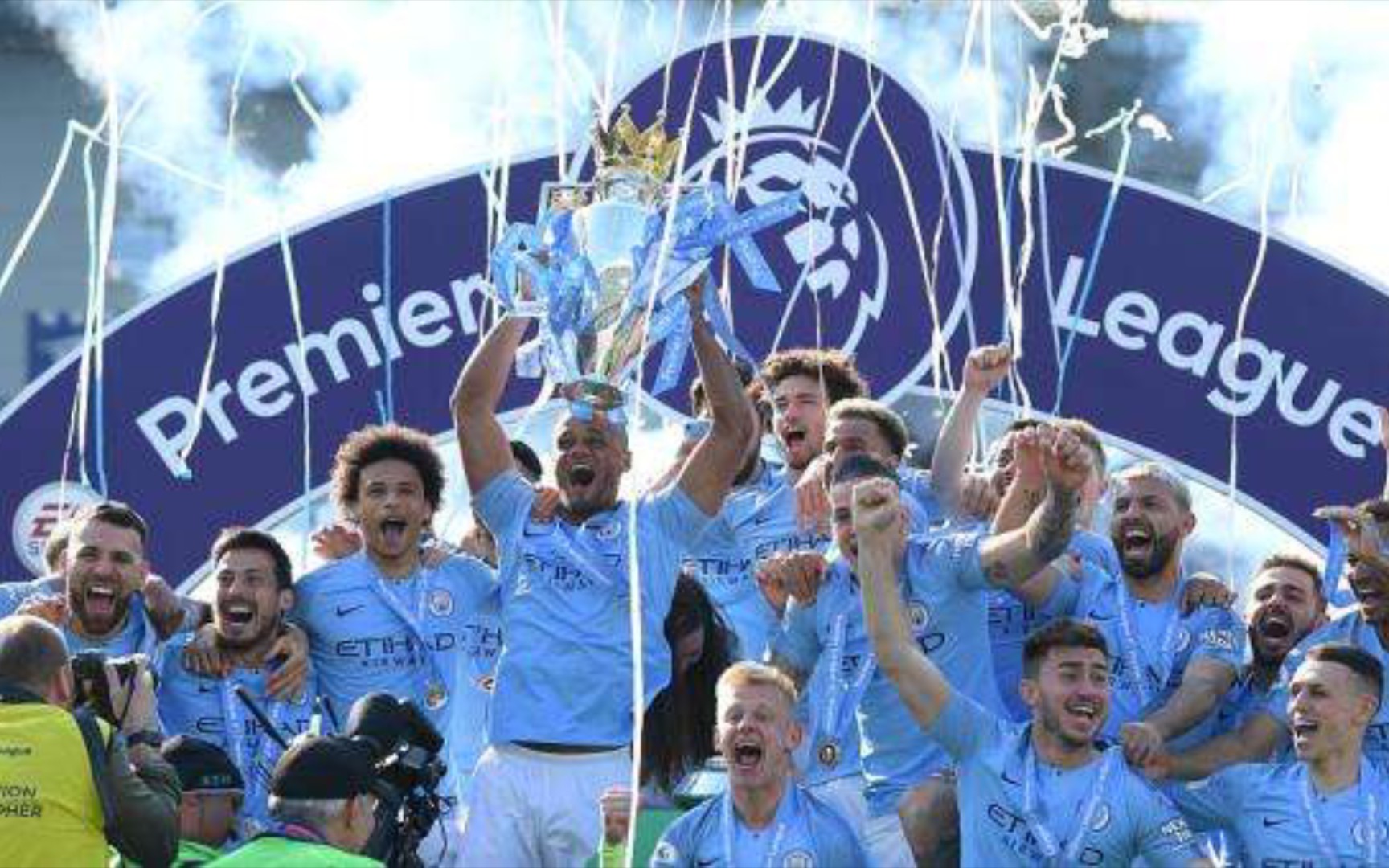 运动员将自 运动员将自